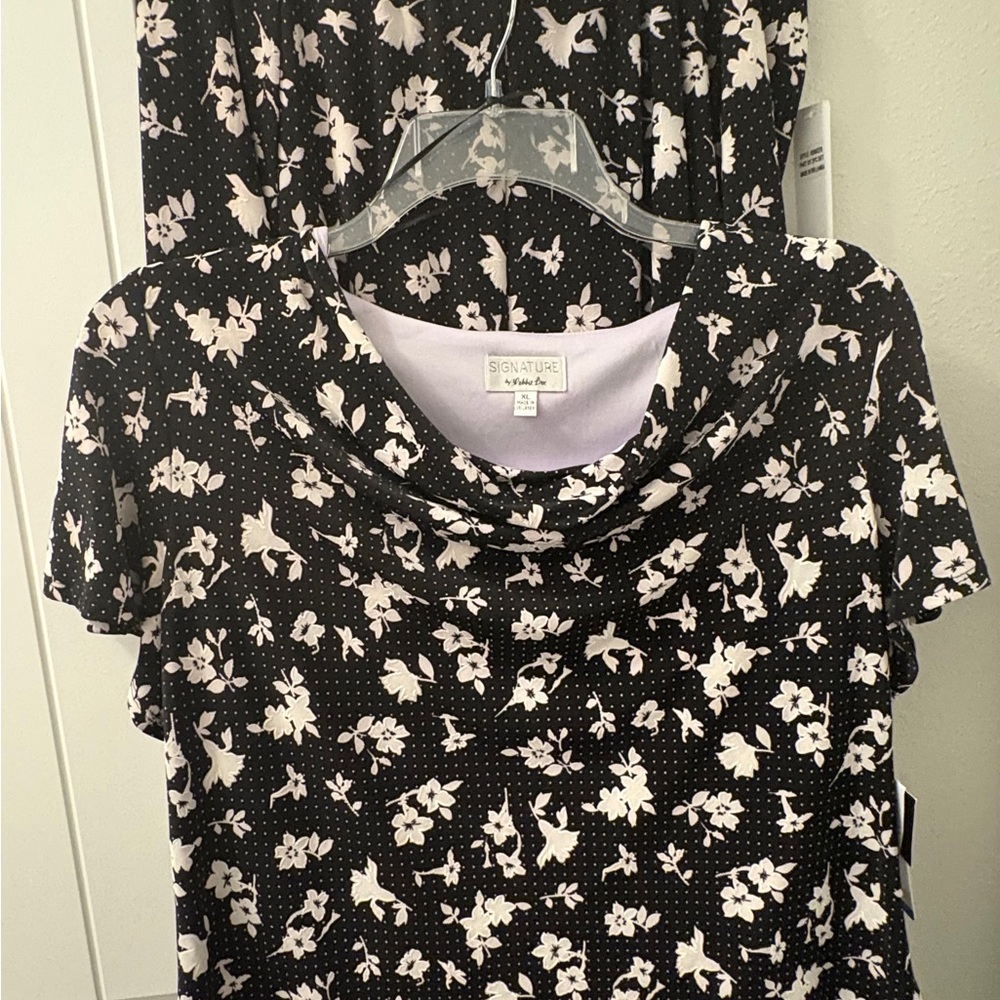 Robbie Bee Signature Label in Soft Lavender